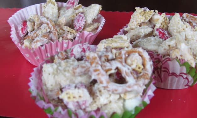 Valentine’s Day Recipe- Cereal Mix AKA CUPID LOVE MIX