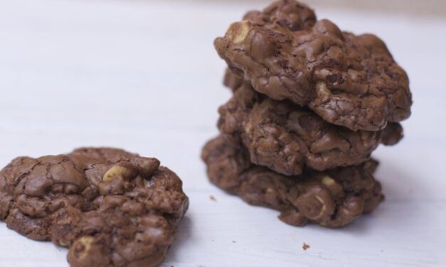 Chocolate Cookie Recipe : Chocolate Peanut Butter Glob Cookies