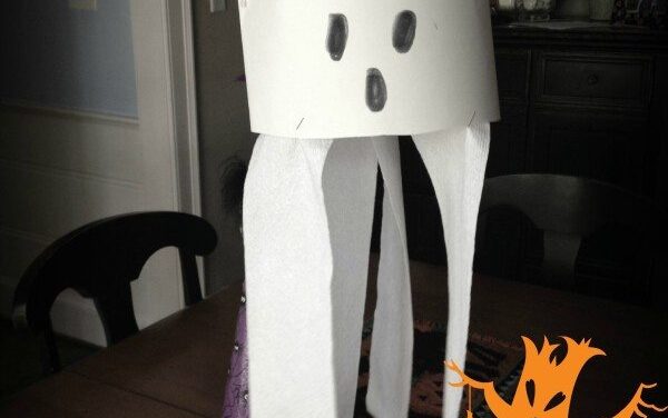 Last minute Halloween Decorations on A Budget