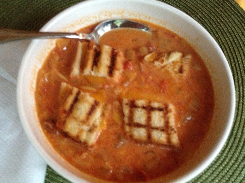 Easy Tomato soup with grilled cheese croutons