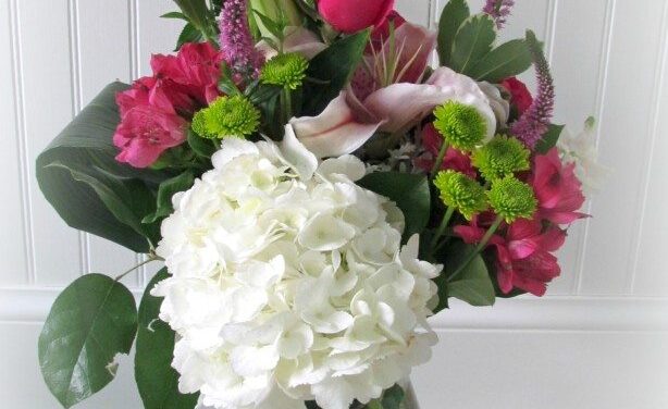 Best way to buy Flower Arrangements for Valentine’s Day