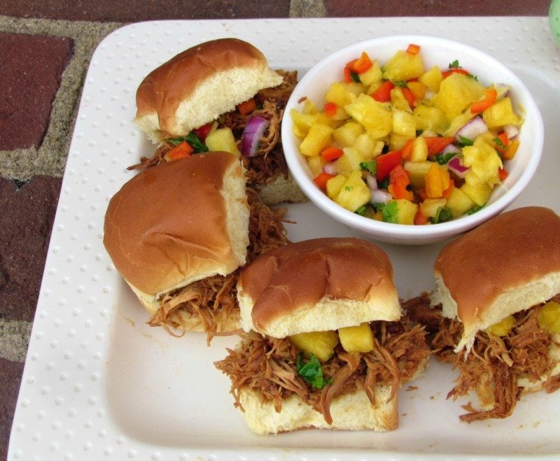 Slow Cooker Dinners: Crock Pot Hawaiian Sliders  