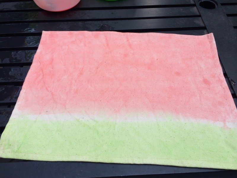 Learn how to paint fabric with kool-aid s a fun summer activity especially making these summer themed placemats 