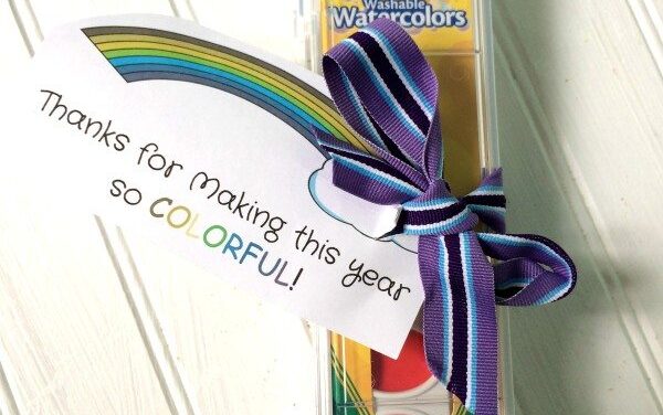 Super Easy Teacher Gifts- Rainbow themed Ideas
