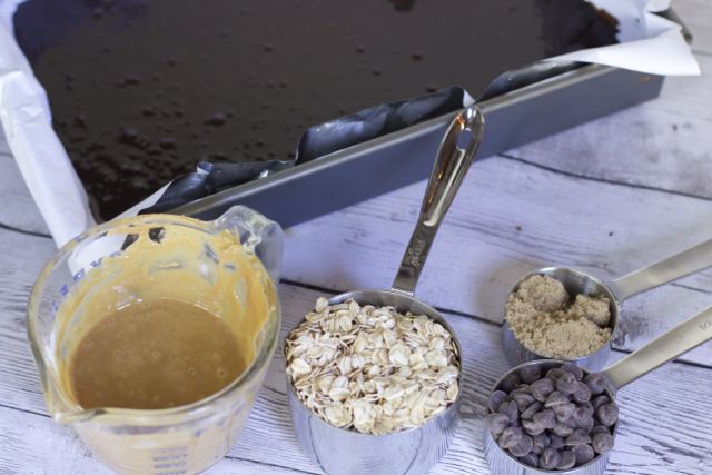 ingredients to make the Peanut Butter Crumble brownie toppings