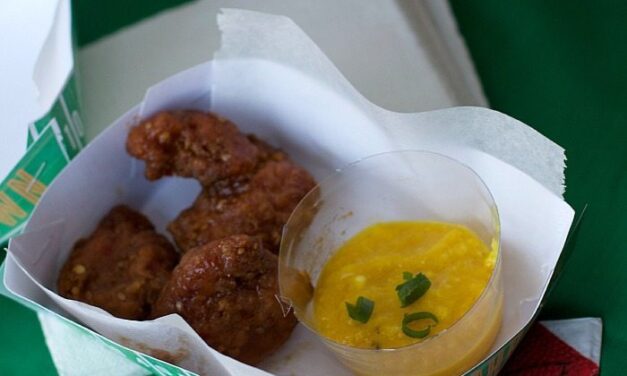 Game Day Buffet Ideas Using Deli Wings and Spicy Mango Dipping Sauce