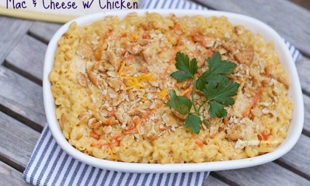 Comfort Food Casserole: Homemade Mac and Cheese with Chicken Recipe