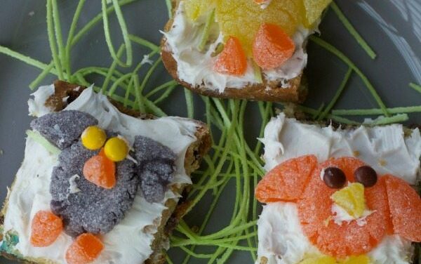 Easter Desserts: Chocolate Chip Cookie Bars & Cupcakes