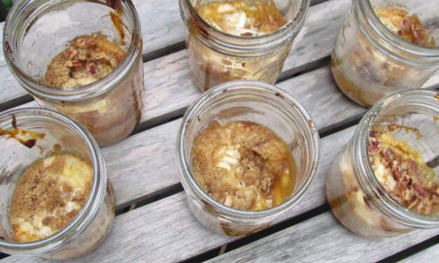 Mason Jar Recipes: Easy Dump Cake Dessert