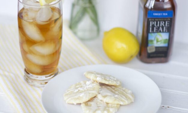 Arnold Palmer Cookies: Lemon Cookies with Iced Tea Drizzle