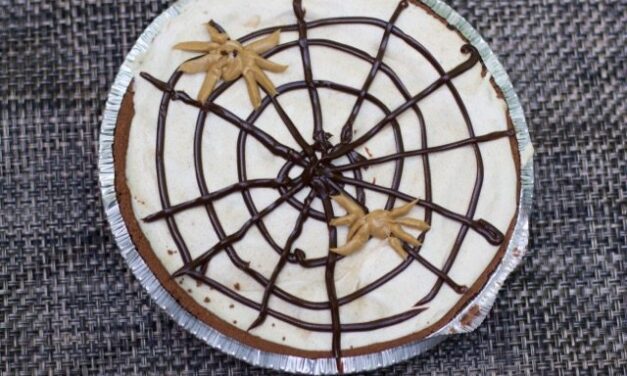Halloween Dessert: Peanut Butter Ice Cream Pie