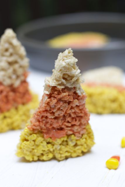 candy-corn-rice krispies standing up