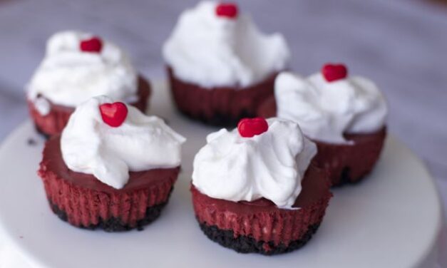 Mini Red Velvet Cheesecakes Recipe
