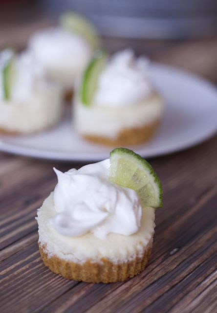 Easy Key Lime Pies Recipe like this great mini key lime pie are ideal for serving up at your next dinner party, barbecue, or event. Delicious and simple!