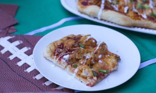 Big Game Pizza: Buffalo Wing Pizza Recipe