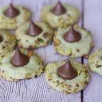 Pistachio Pudding Kiss Cookies