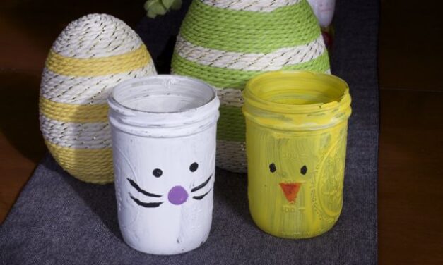 Easy Easter Vases Tutorial