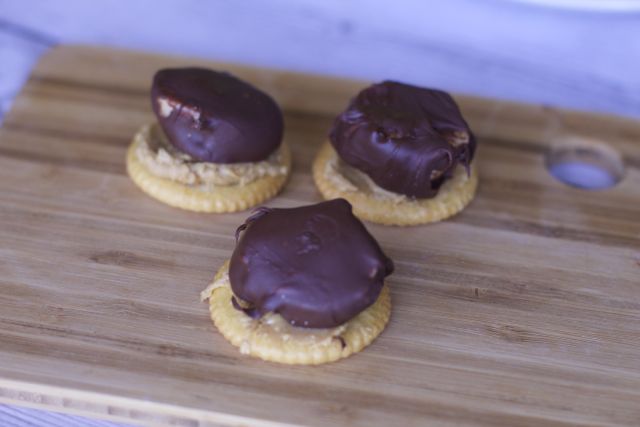 chocolate ritz sandwich