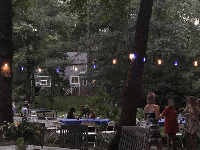 How to Brighten Up Outdoor Party Space 