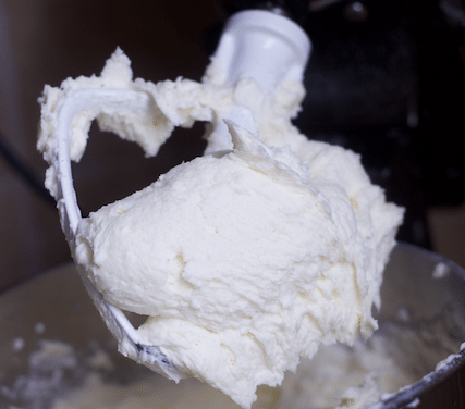 Cream Cheese Buttercream Icing Recipe Every Cake Desserts Need