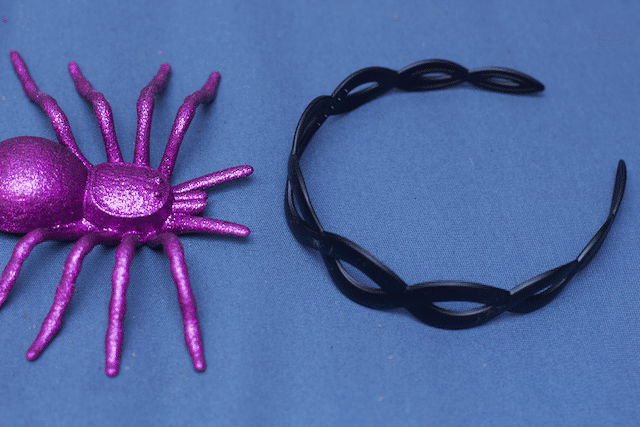 Making a spider headband to go with last minute spider web costume