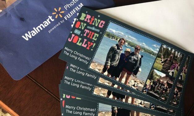 Last Minute Deals on Holiday Cards