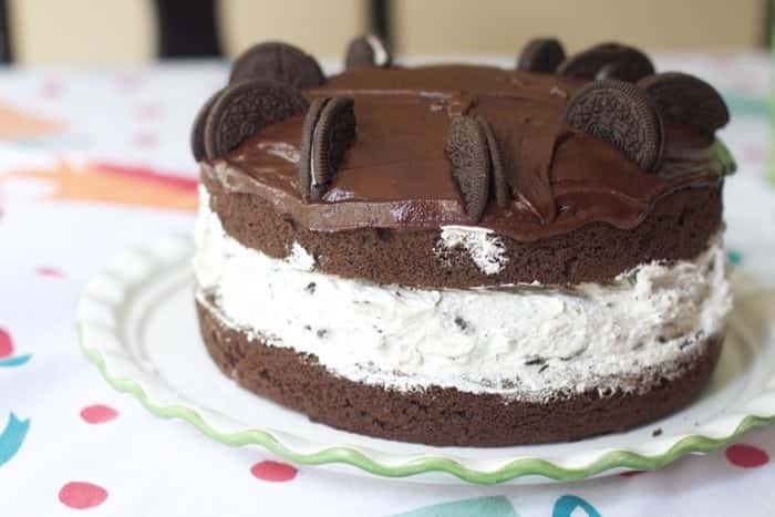 Chocolate Cake with Cookies and Cream Filling ( OREO Cake Recipe)
