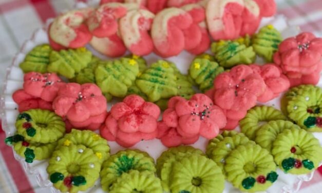 How to Make Spritz Cookies