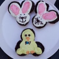 Easter Pull Apart Cakes - Mini Bunny Cupcake Cake