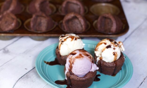 Short Cut Brownie Cup Sundaes