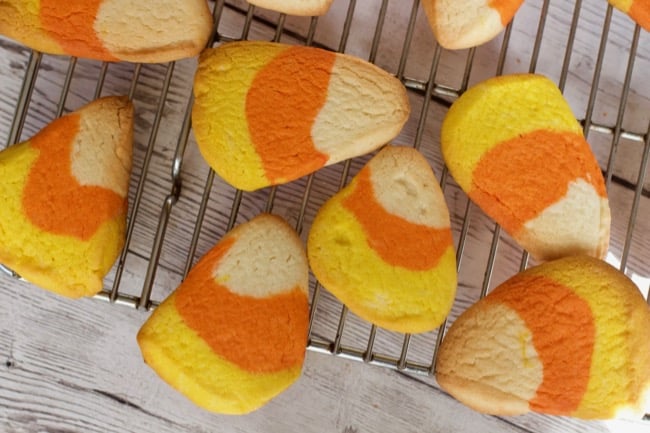 Halloween Cookie Recipe Idea (Candy Corn Cookie)