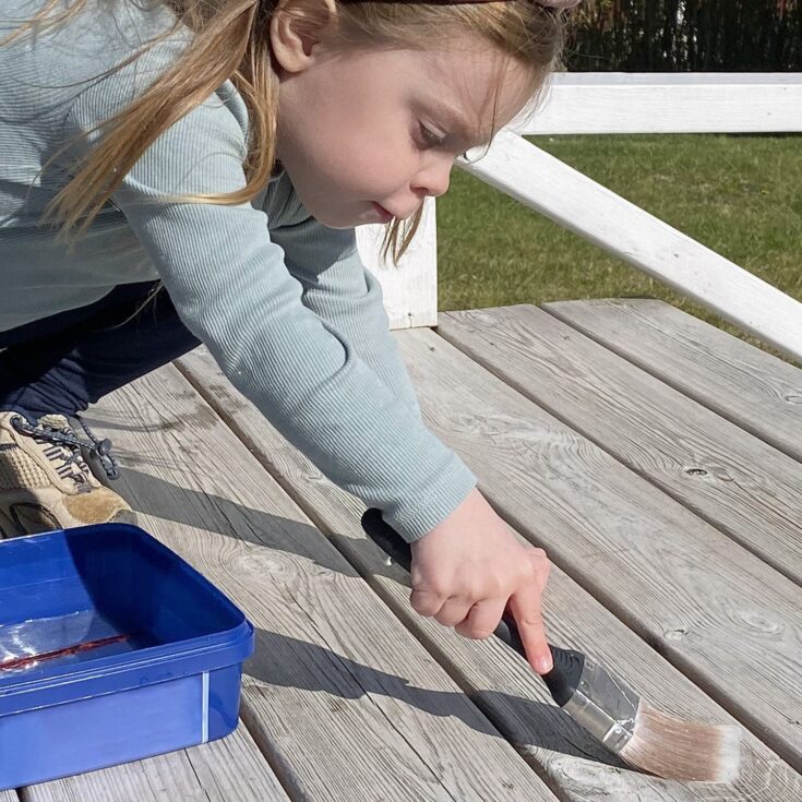 Image for Painting With Water &ndash; Fun Outdoor Art For Toddlers
